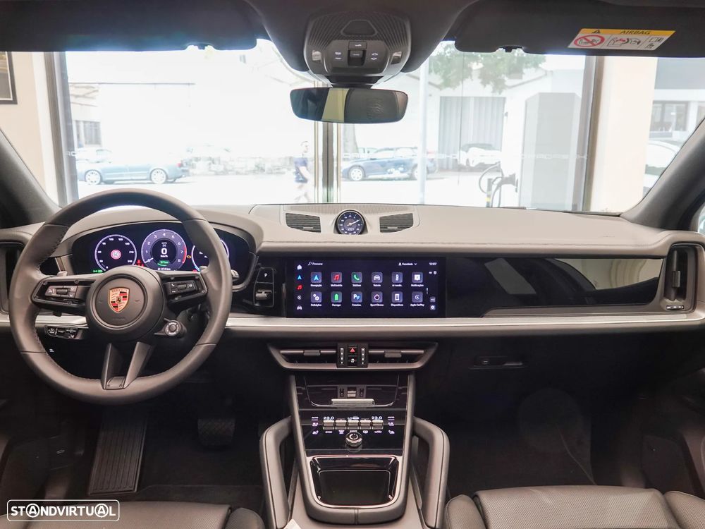 Porsche Cayenne - 15