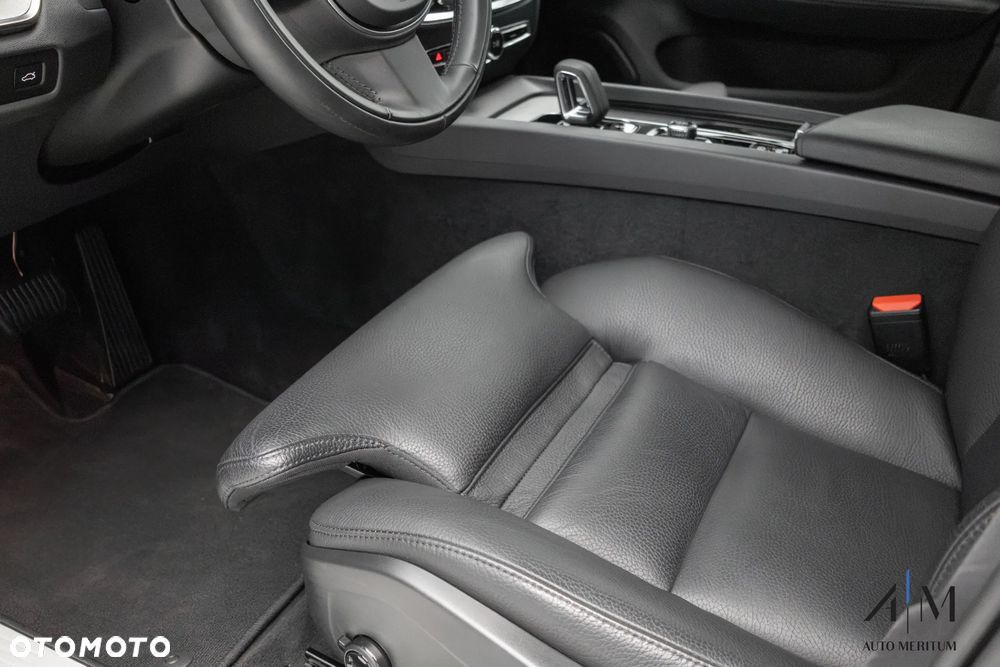 Volvo V60 Cross Country B4 D AWD Geartronic - 20