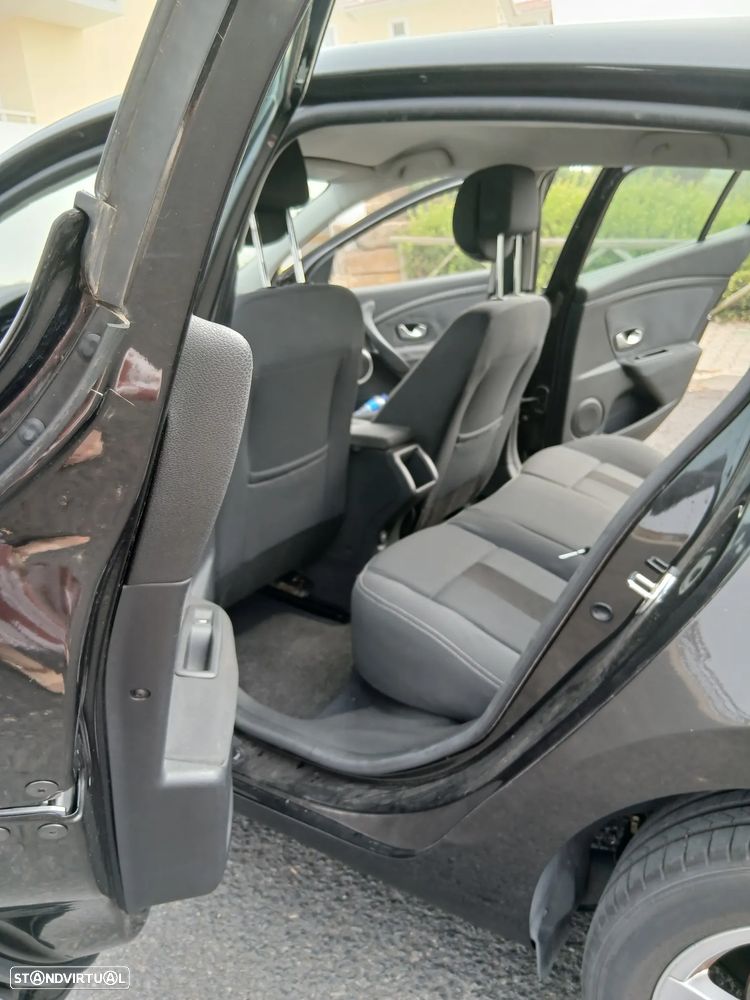 Renault Mégane 1.5 dCi Confort - 14