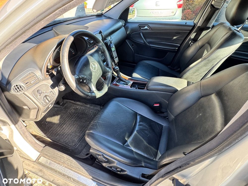 Mercedes-Benz Klasa C - 21