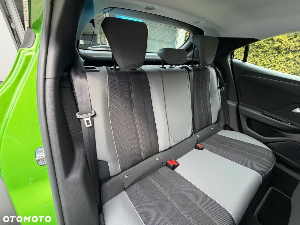 Opel Mokka 1.2 T Elegance S&S - 32