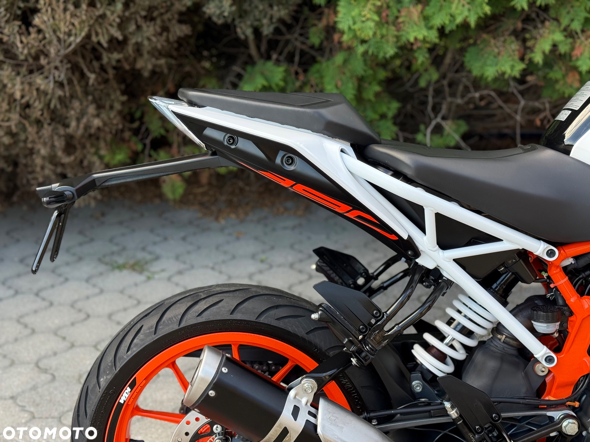 KTM Duke - 19