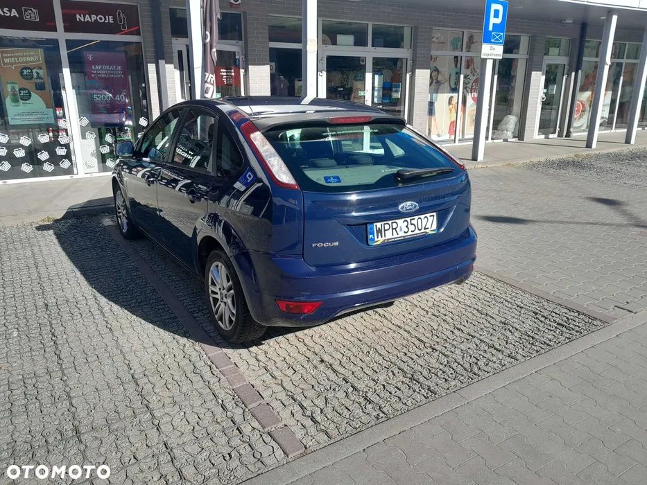 Ford Focus 1.8 TDCi Ambiente - 6