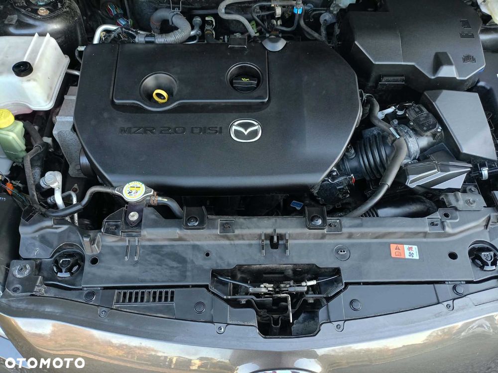 Mazda 5 - 7