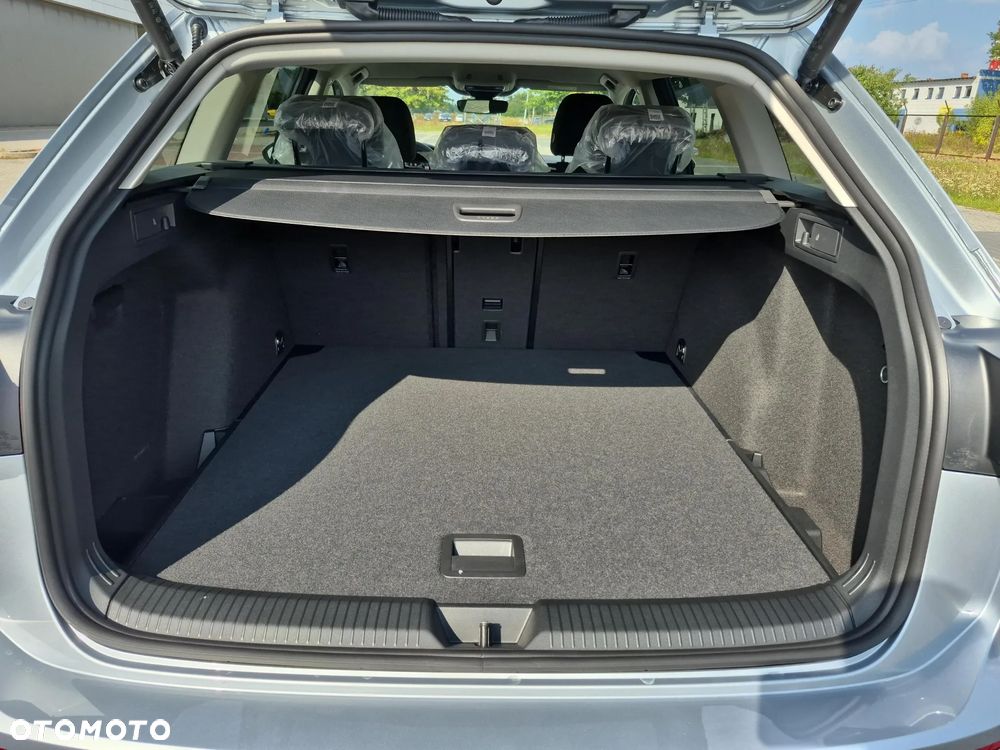 Volkswagen Golf 2.0 TDI Life Plus - 16
