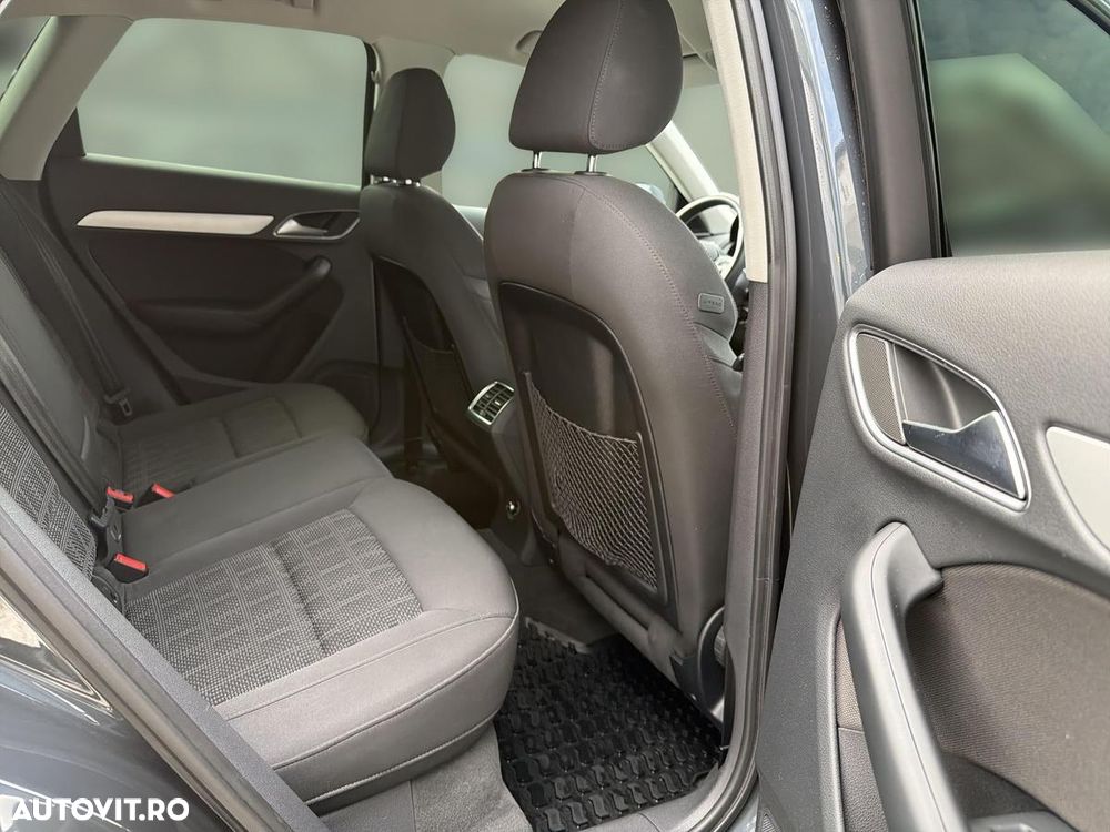 Audi Q3 2.0 TDI Quattro Stronic Design - 15