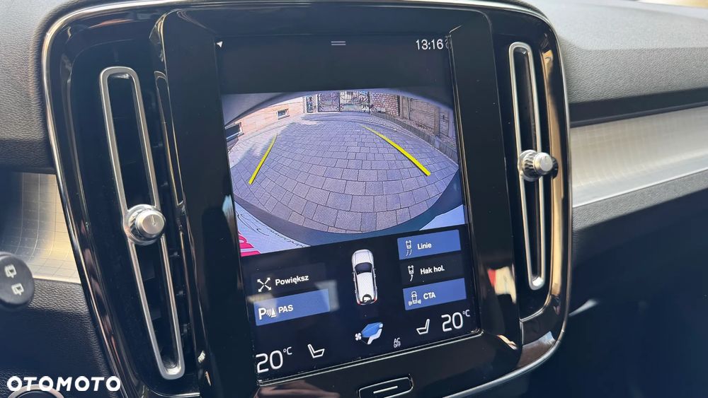 Volvo XC 40 T3 Geartronic Momentum Pro - 24