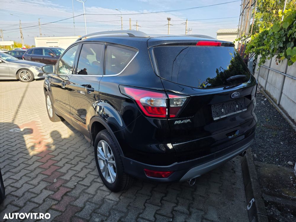 Ford Kuga - 3