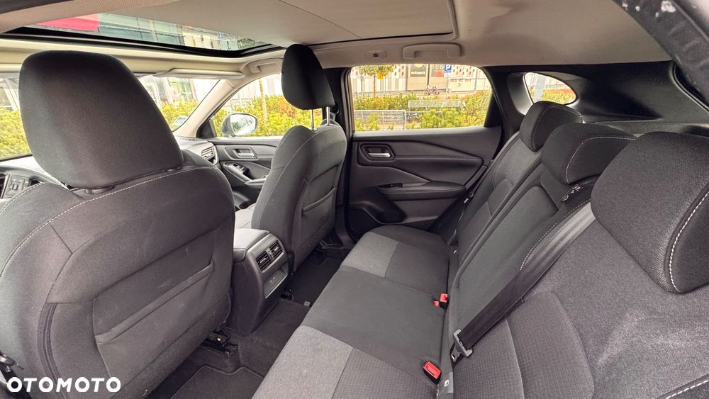 Nissan Qashqai 1.3 DIG-T N-CONNECTA - 17