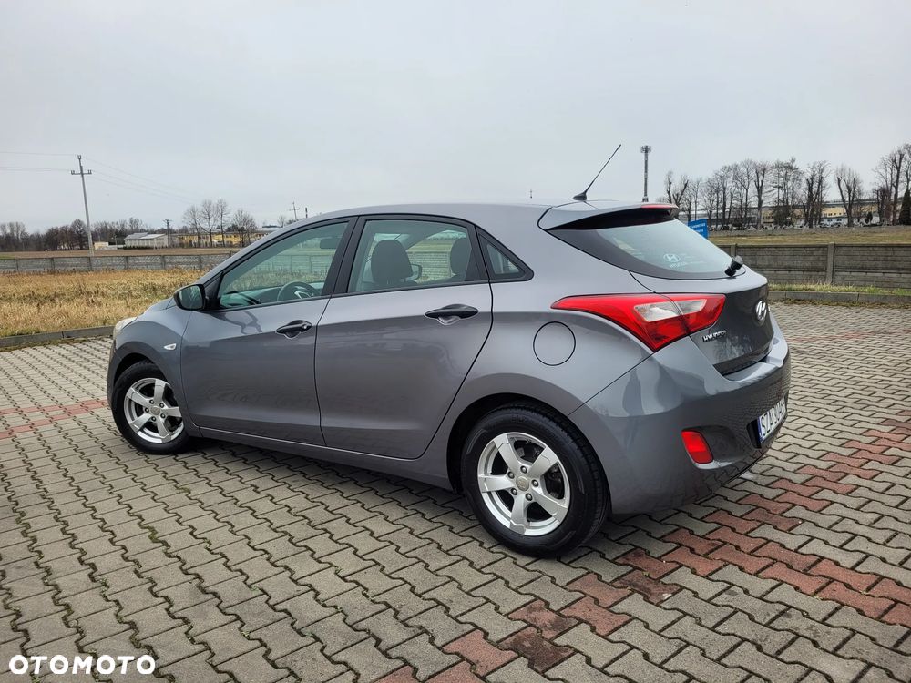 Hyundai i30 1.4 Classic - 11
