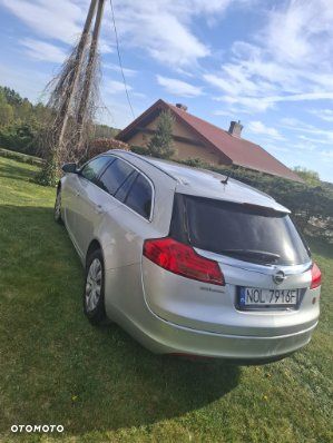 Opel Insignia 1.6 - 9