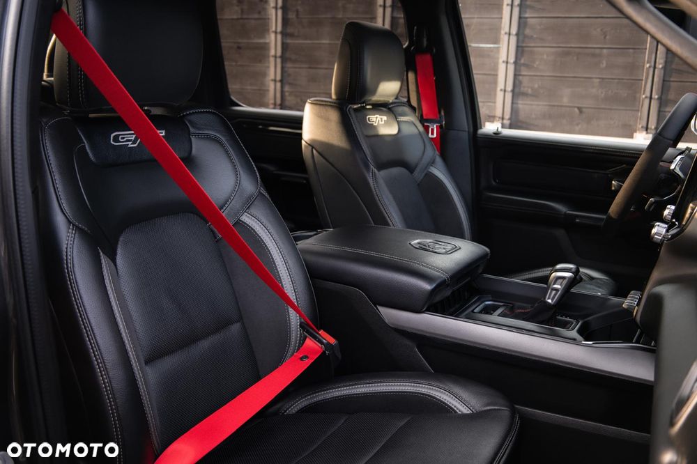 RAM 1500 Crew Cab Sport - 19