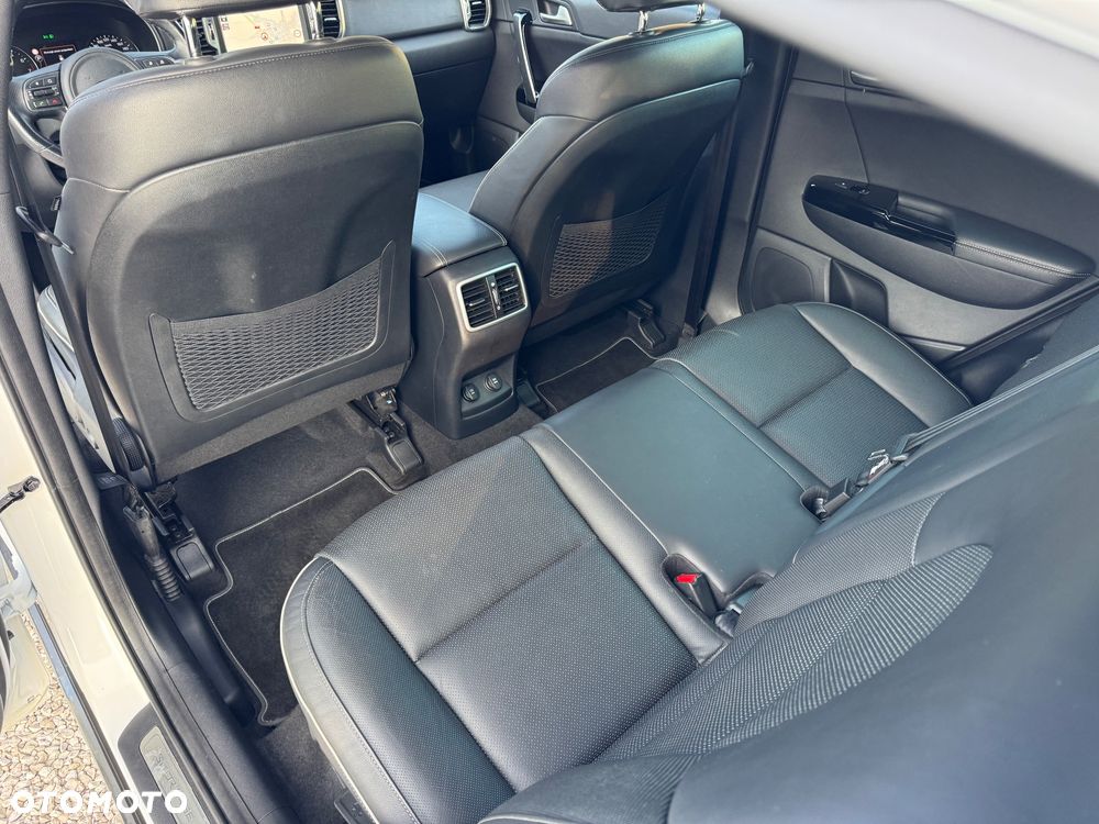 Kia Sportage 1.6 T-GDI AWD DCT GT LINE - 31