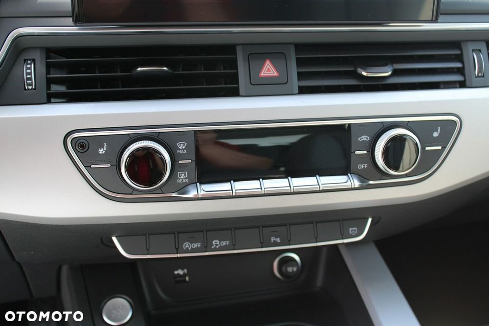 Audi A4 Limousine - 23