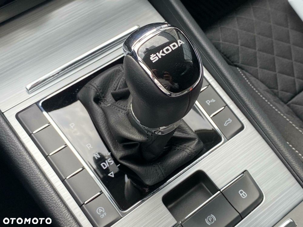 Skoda Superb 1.5 TSI Ambition DSG - 34