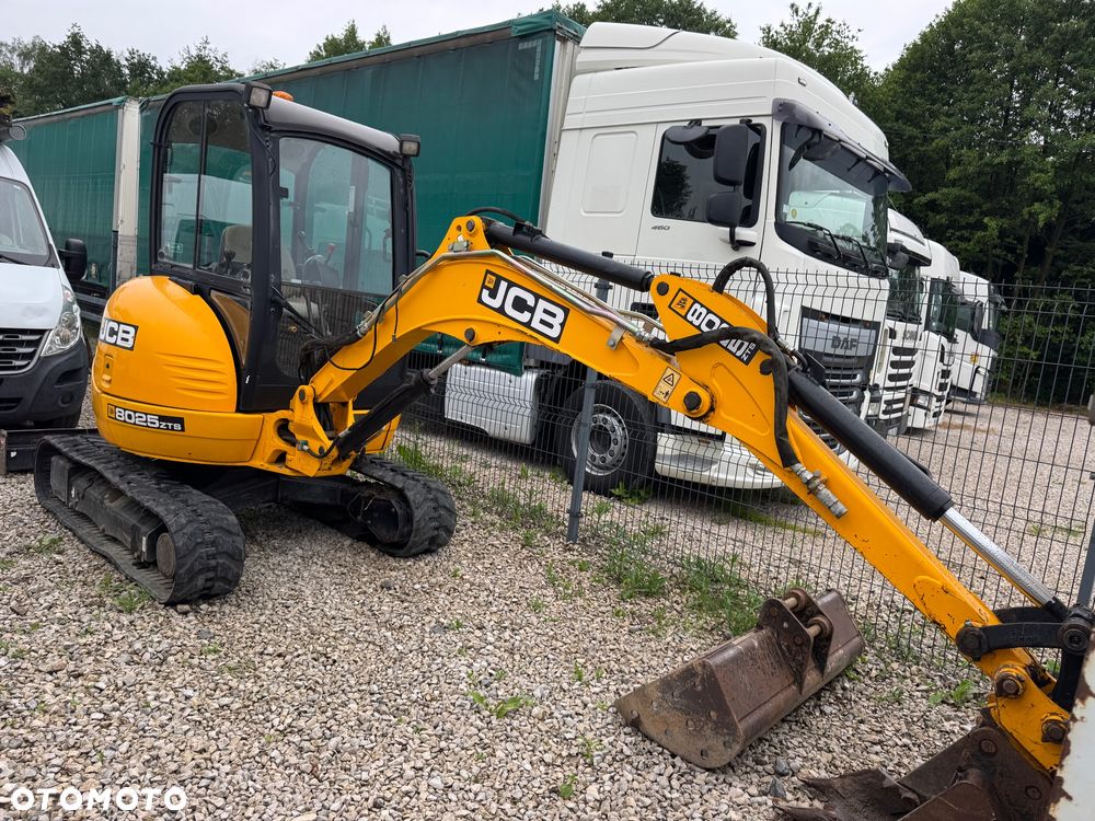 JCB - 1