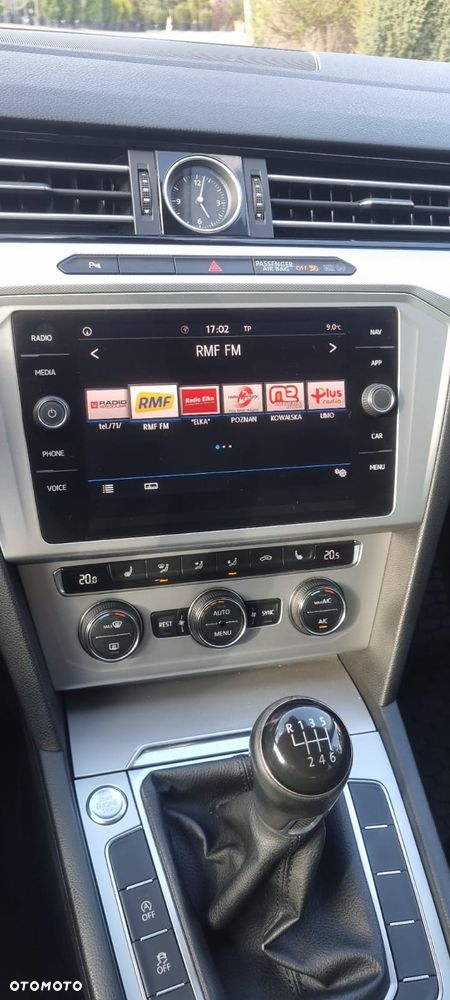 Volkswagen Passat 1.8 TSI BMT Comfortline - 23
