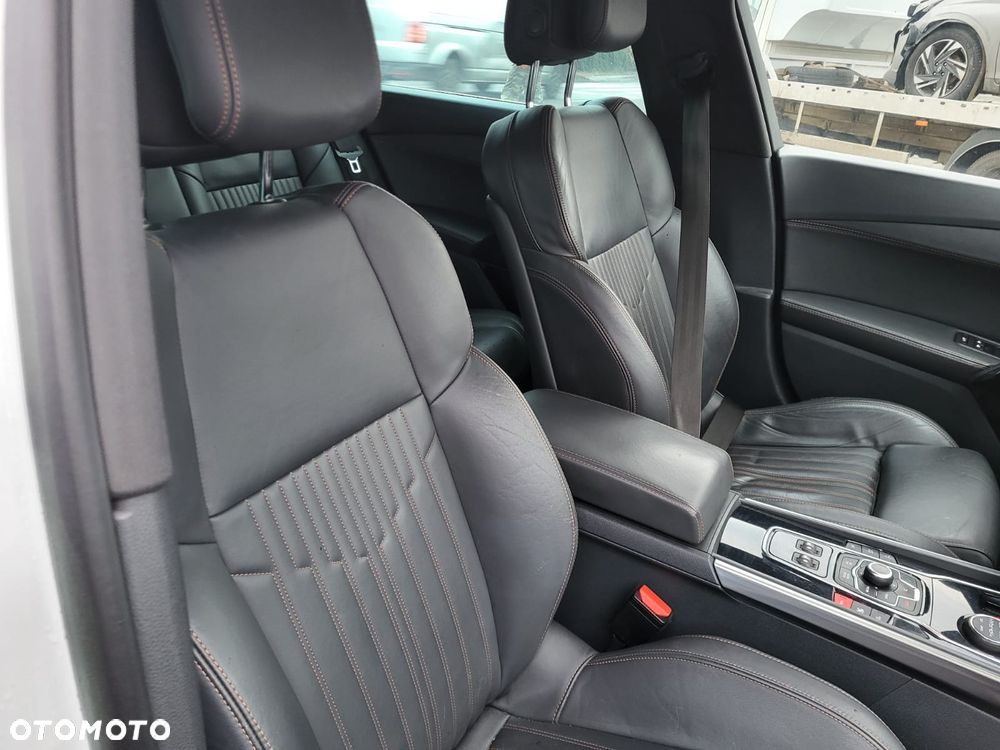 Peugeot 508 RXH Hybrid - 30