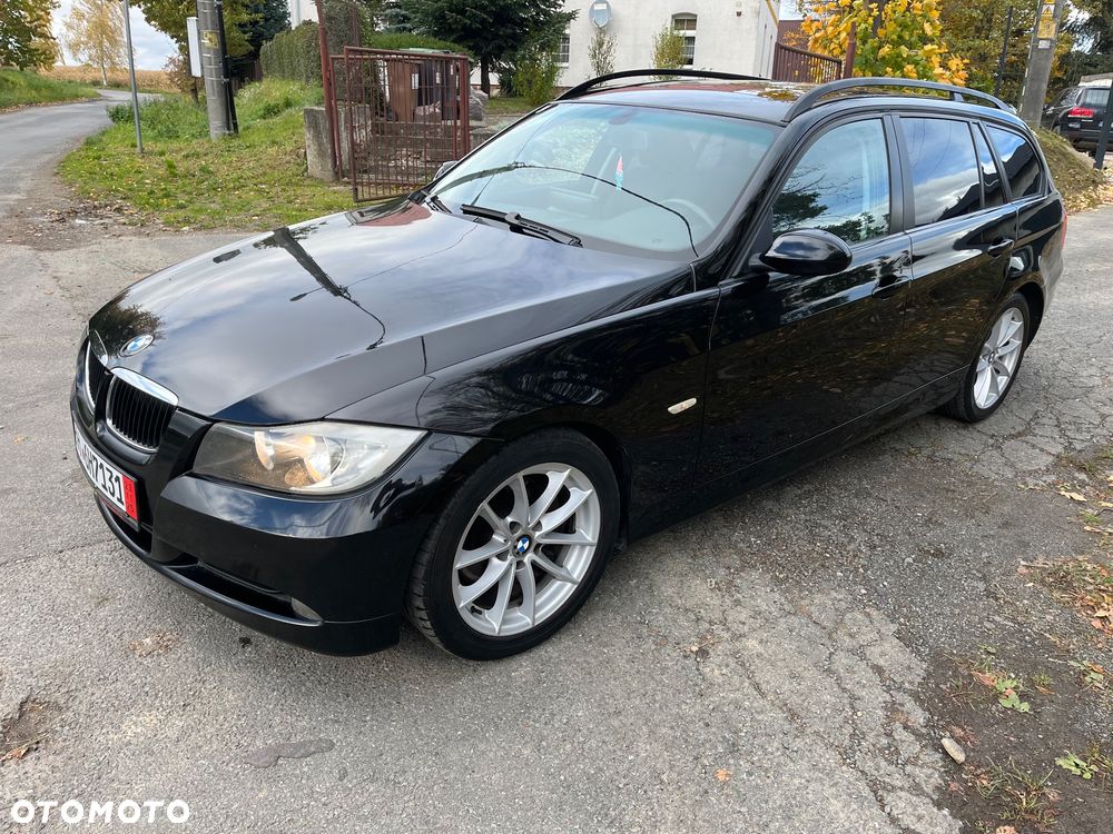 BMW Seria 3 320d DPF Touring - 10