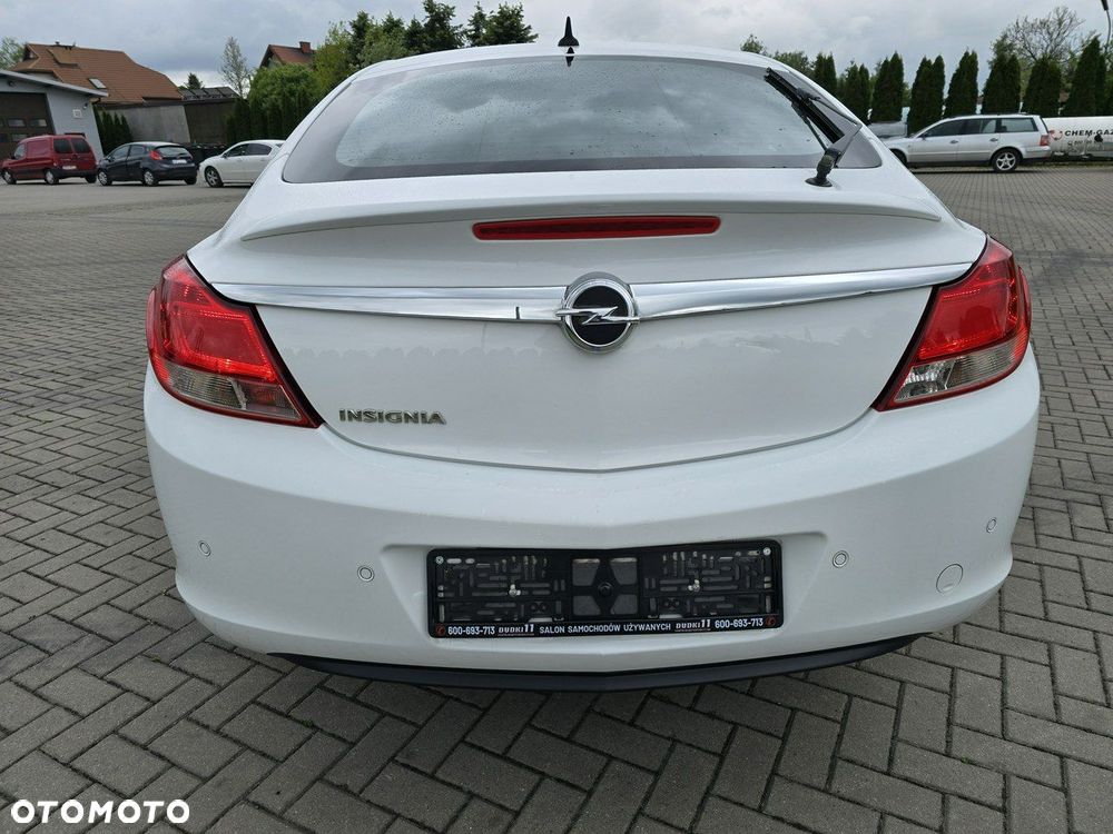 Opel Insignia - 10