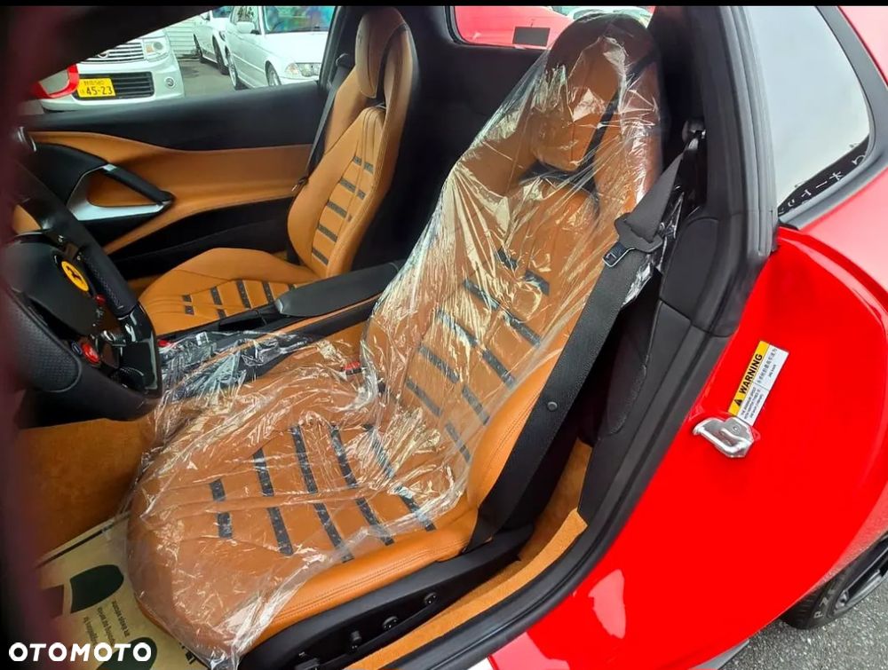 Ferrari 812 GTS - 12