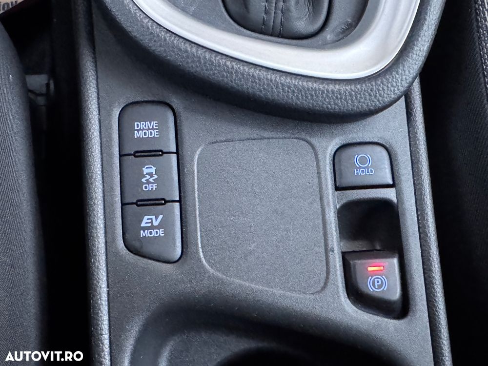 Toyota Yaris Cross 1.5 VVT-i Business Edition - 28