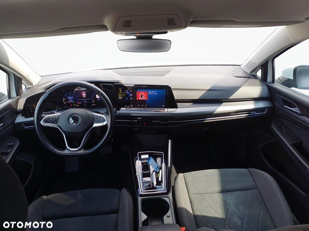 Volkswagen Golf - 12