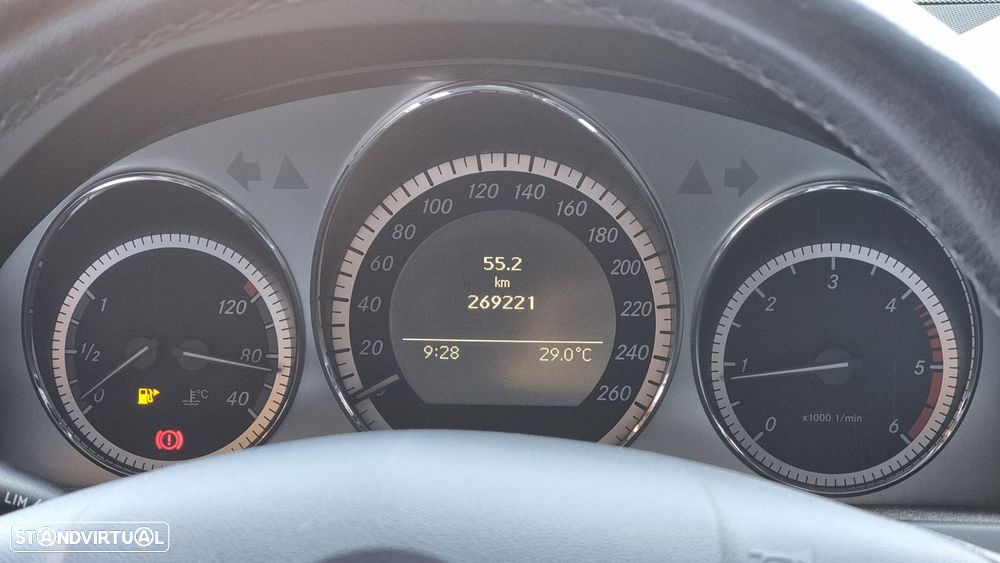 Mercedes-Benz C 250 CDi Classic J17 BlueEfficiency - 25