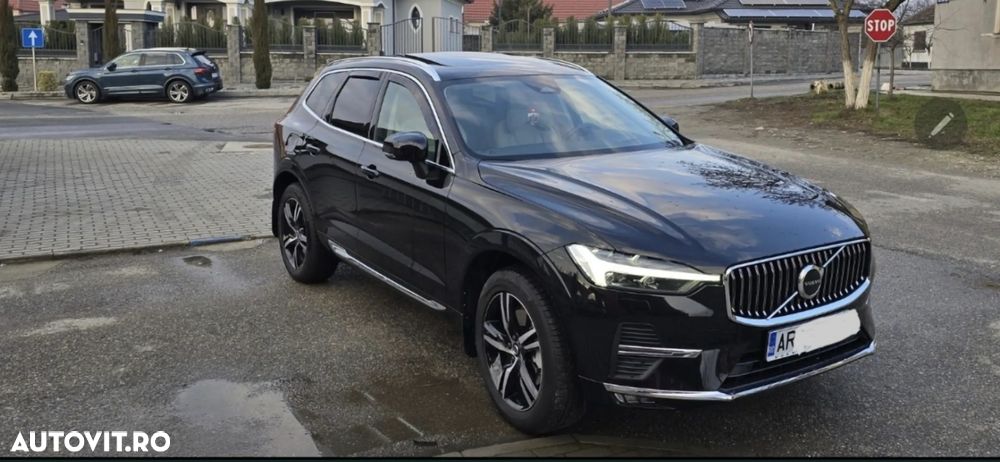 Volvo XC 60 B5 MHEV AT8 AWD Momentum Pro - 1