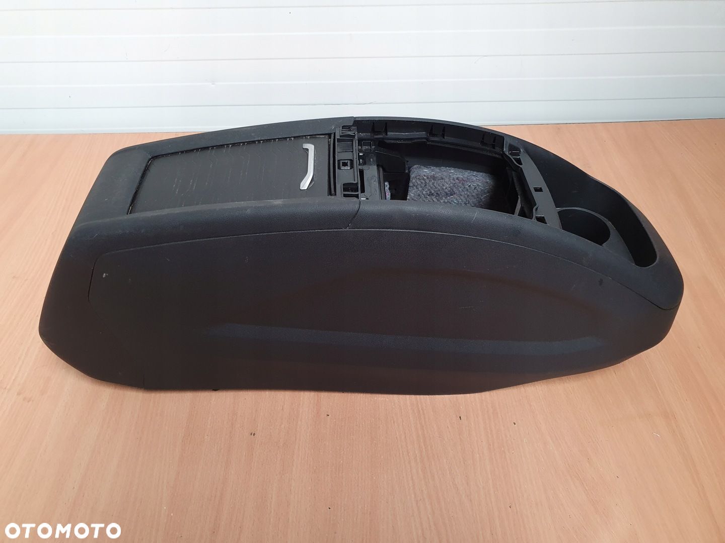 TUNEL PODŁOKIETNIK CITROEN C4 PICASSO II 9677280477 - 1