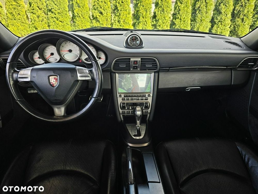 Porsche 911 - 22