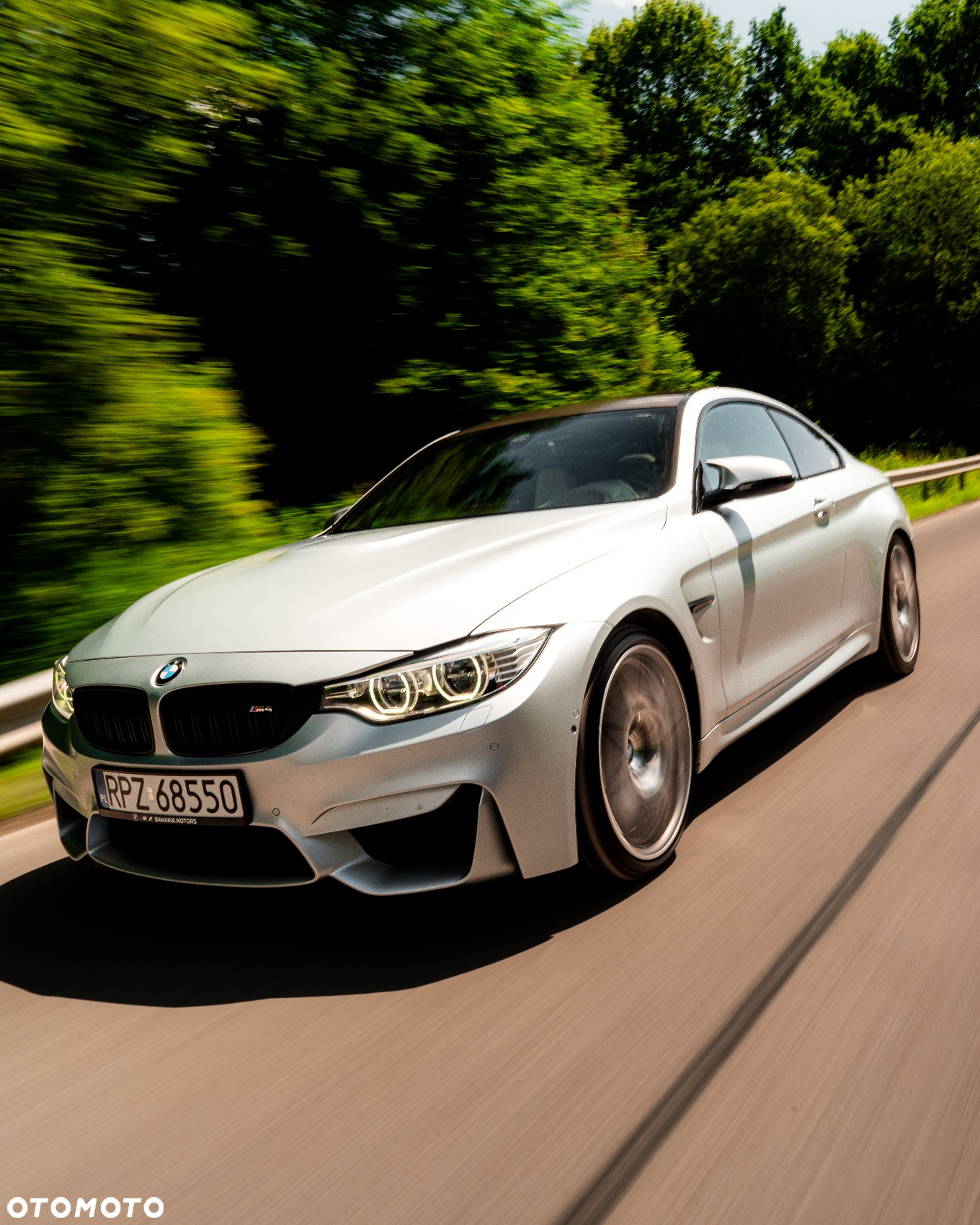 BMW M4 Coupe DKG Competition - 11