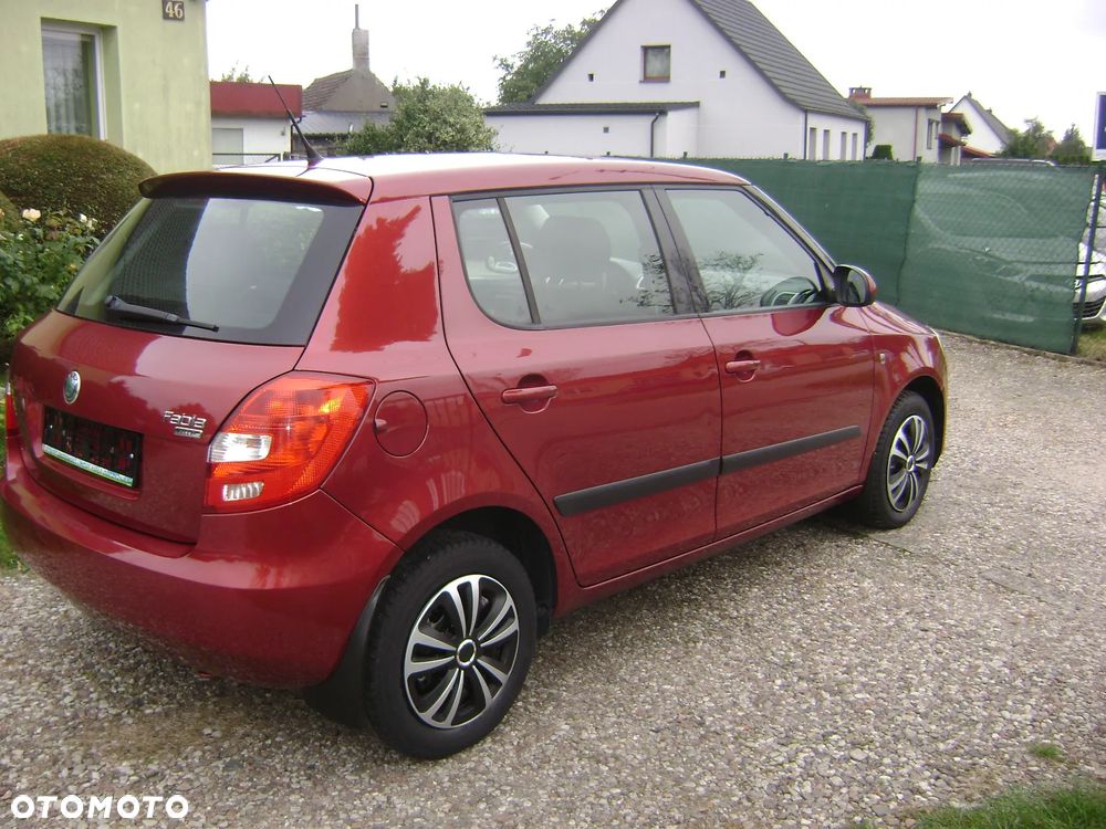 Skoda Fabia - 4