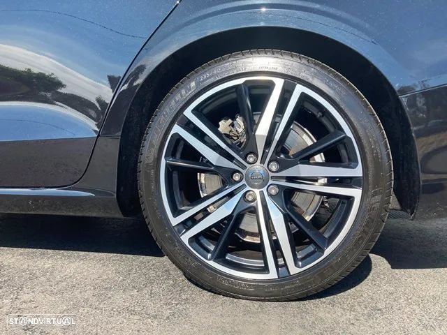 Volvo V60 2.0 T6 AWD TE Plus Dark - 11