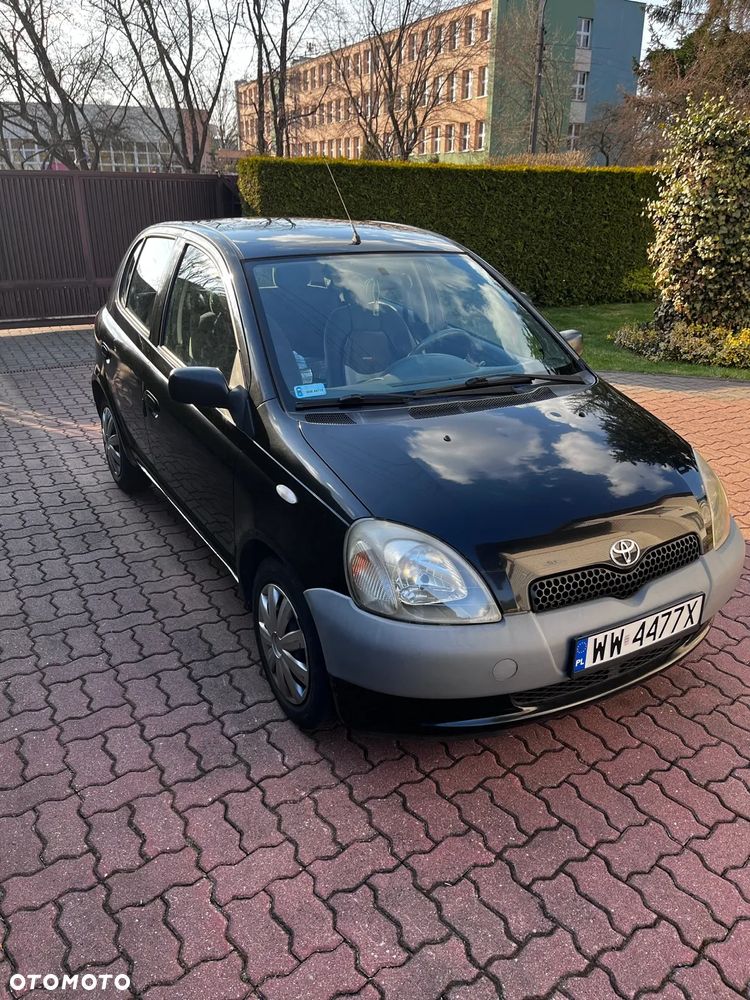 Toyota Yaris 1.0 Terra - 2