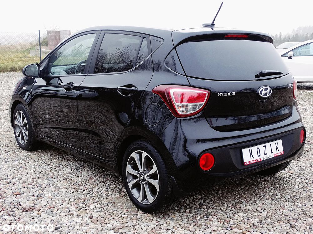 Hyundai i10 1.2 YES!+ - 15