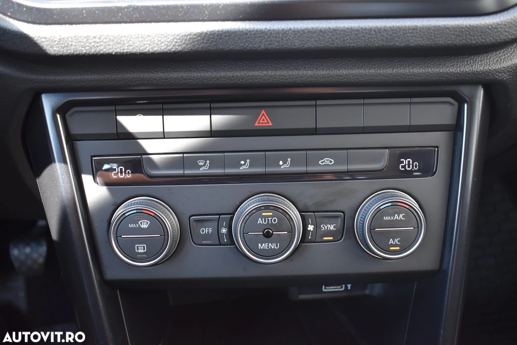 Volkswagen T-ROC 1.6 TDI Base - 17