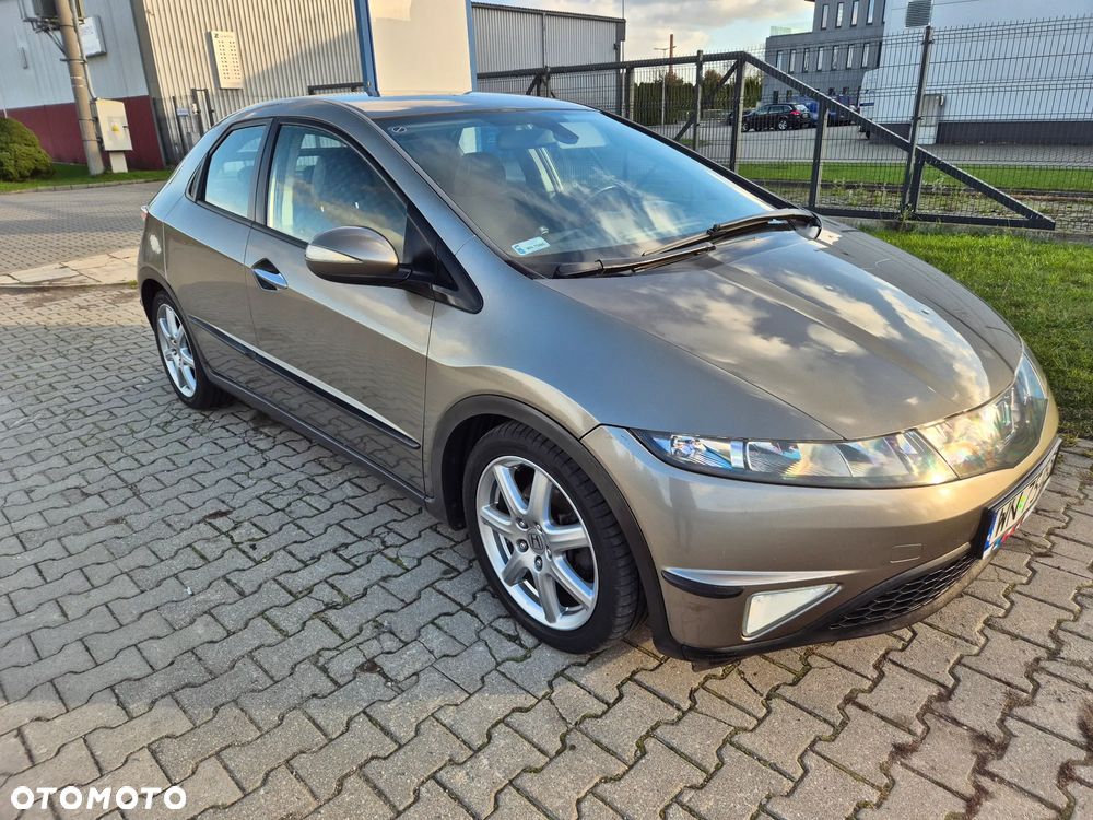 Honda Civic - 4