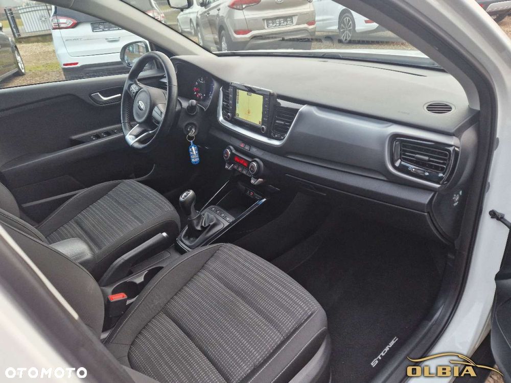 Kia Stonic - 20
