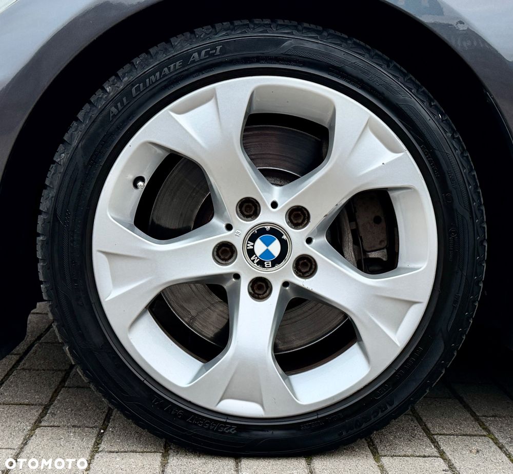 BMW Seria 3 330xd DPF Touring - 14