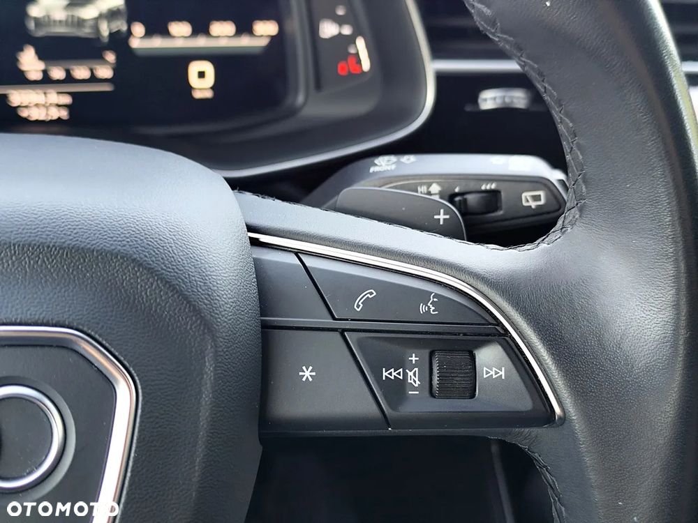 Audi Q7 55 TFSI quattro tiptronic S line - 23
