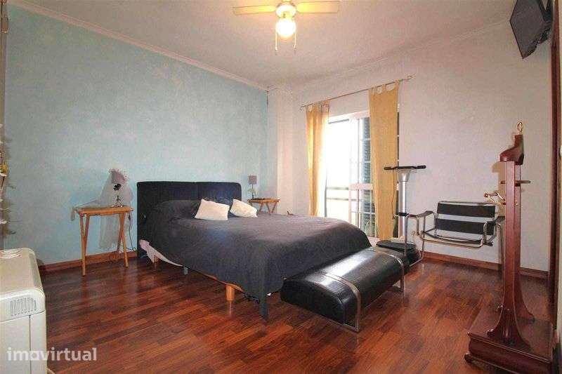Moradia T3  em Vale de Milhaços, Corroios, com garagem - Grande imagem: 3/12