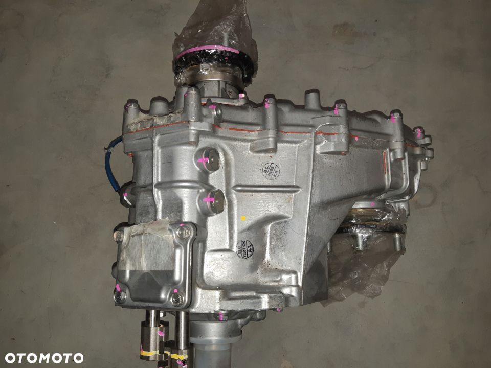 REDUKTOR TOYOTA HILUX VN606138 36100-0K180 2013 - 1