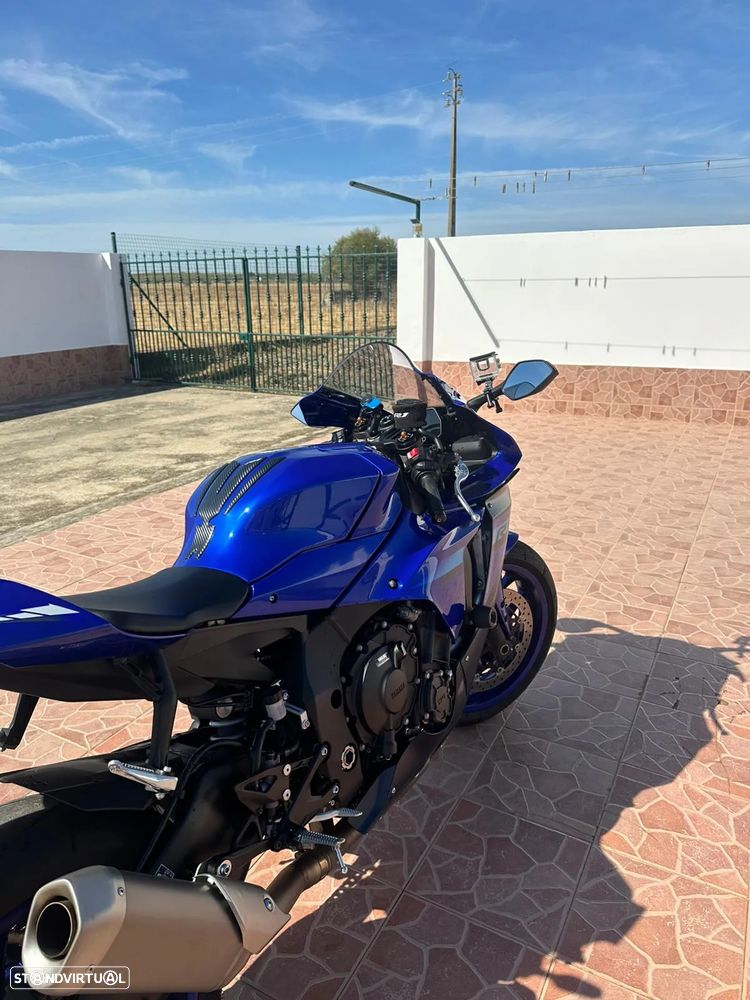 Yamaha YZF R1 Nova - 4