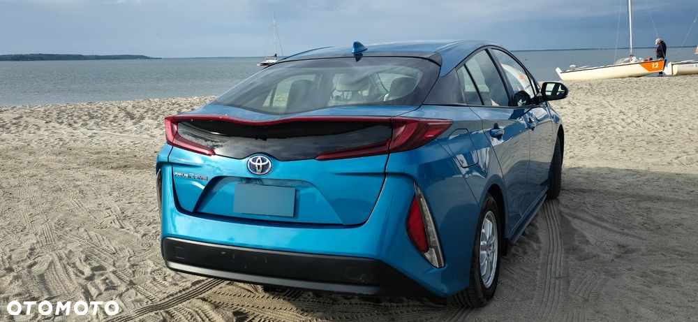 Toyota Prius Plug-in 1.8 Hybrid Executive - 2