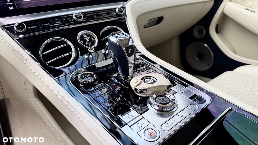 Bentley Continental GT - 15