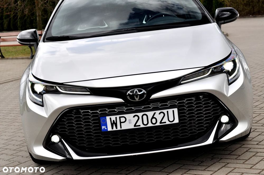 Toyota Corolla 2.0 Hybrid GR Sport - 13