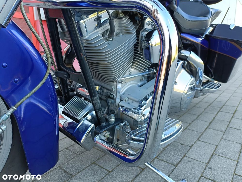 Harley-Davidson FLH Electra Glide - 28