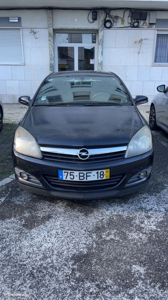 Opel Astra GTC 1.3 CDTI - 3