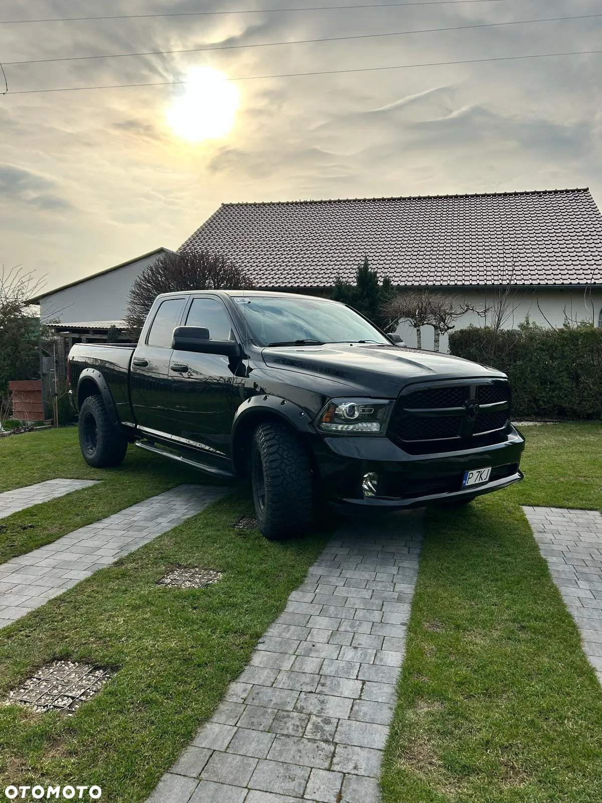 Dodge RAM 1500 5.7 4x4 - 2